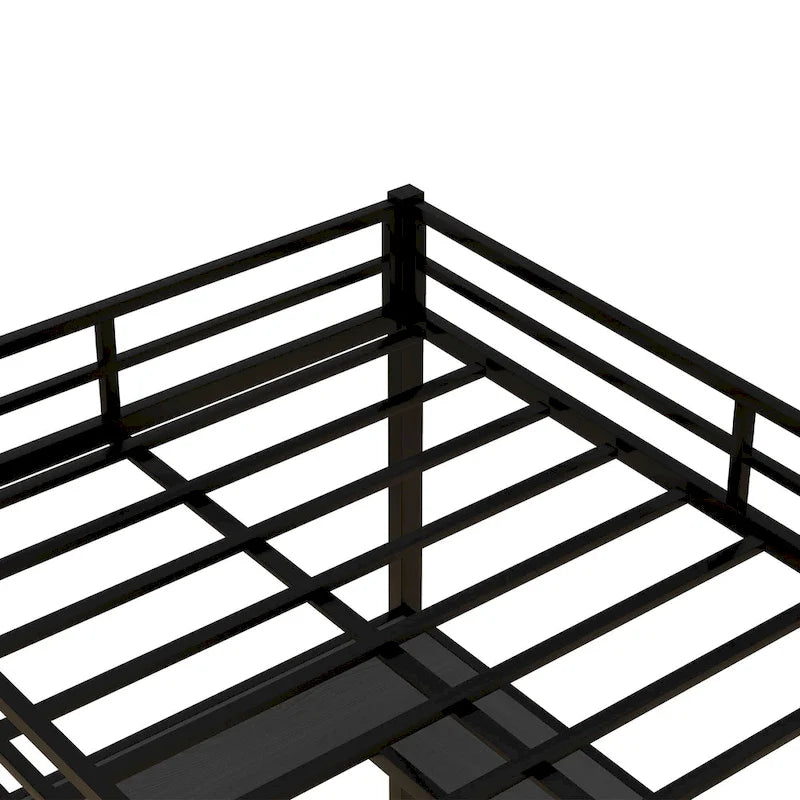 Cama alta de metal de tamaño matrimonial, negra, con escritorio y estantes, cama alta con escalera y barandillas, estructura de cama alta para dormitorio
