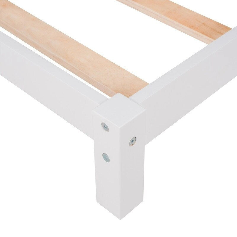 Cama de plataforma de madera individual con cabecero en forma de casa para niños