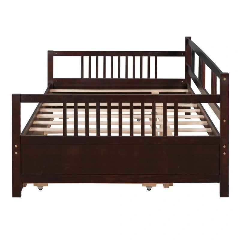 Cama de día doble con cama nido individual, estructura de cama doble de madera con barandillas en tres lados